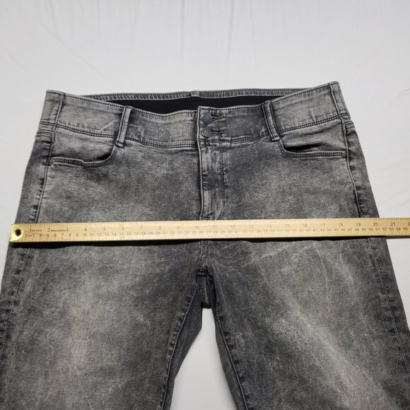 Apt 9 Womens Jeans Straight Leg Size 16 Stretch Cut Off Hem Gray - Picture 10 of 15
